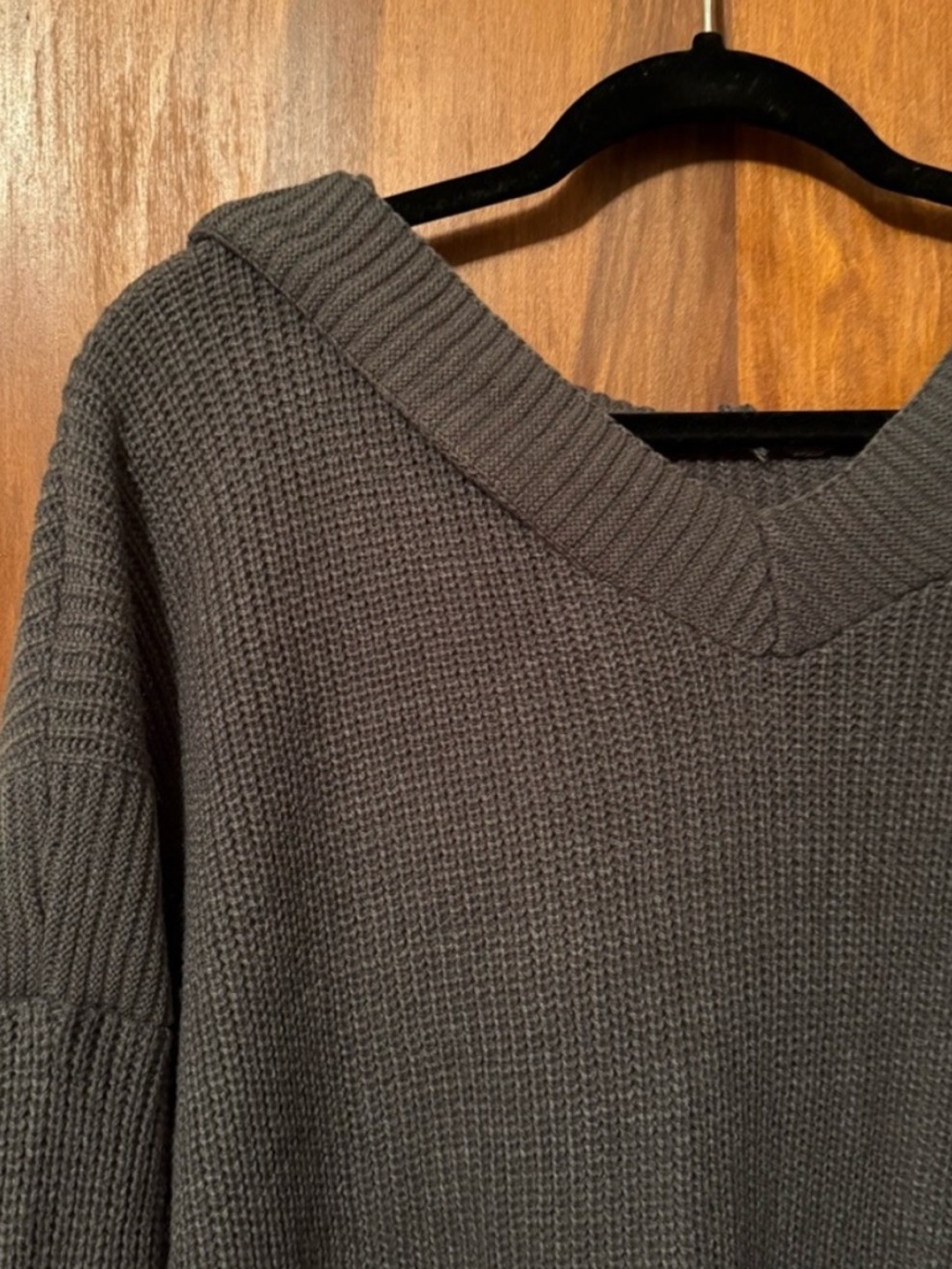 Charcoal Gray Women's Plus Size Sweater - Size 4X - Picture 5 of 5